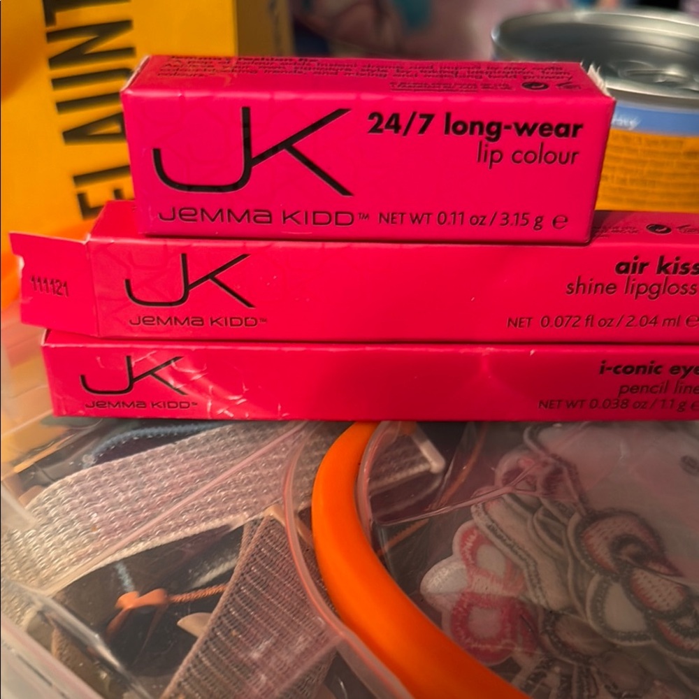 Pink Lip Colour Set